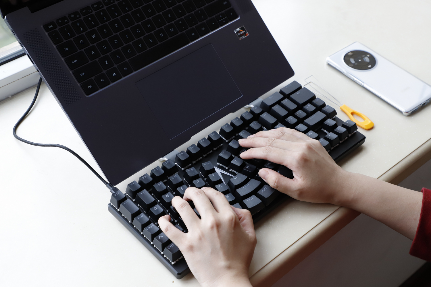 推荐几款好用的打字机械键盘,人体工程学键盘推荐