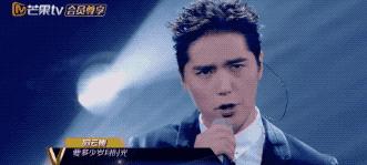 一开始我以为爱上了实力派，没想到他们还全是梗王