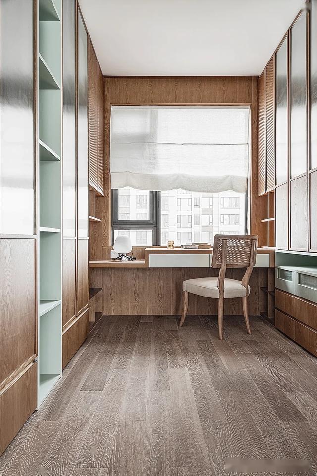 原木风吊顶效果图客厅简约,简约原木风