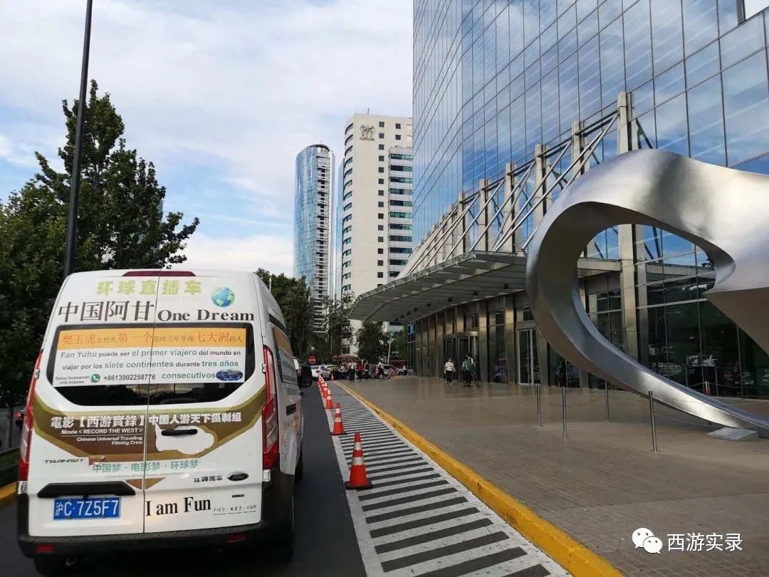 宁愿护照盖满签章，也不要一幢屋子里面装满东西