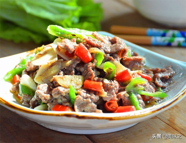 素炒牛肉最好吃的做法,夏季清淡营养炒牛肉的做法