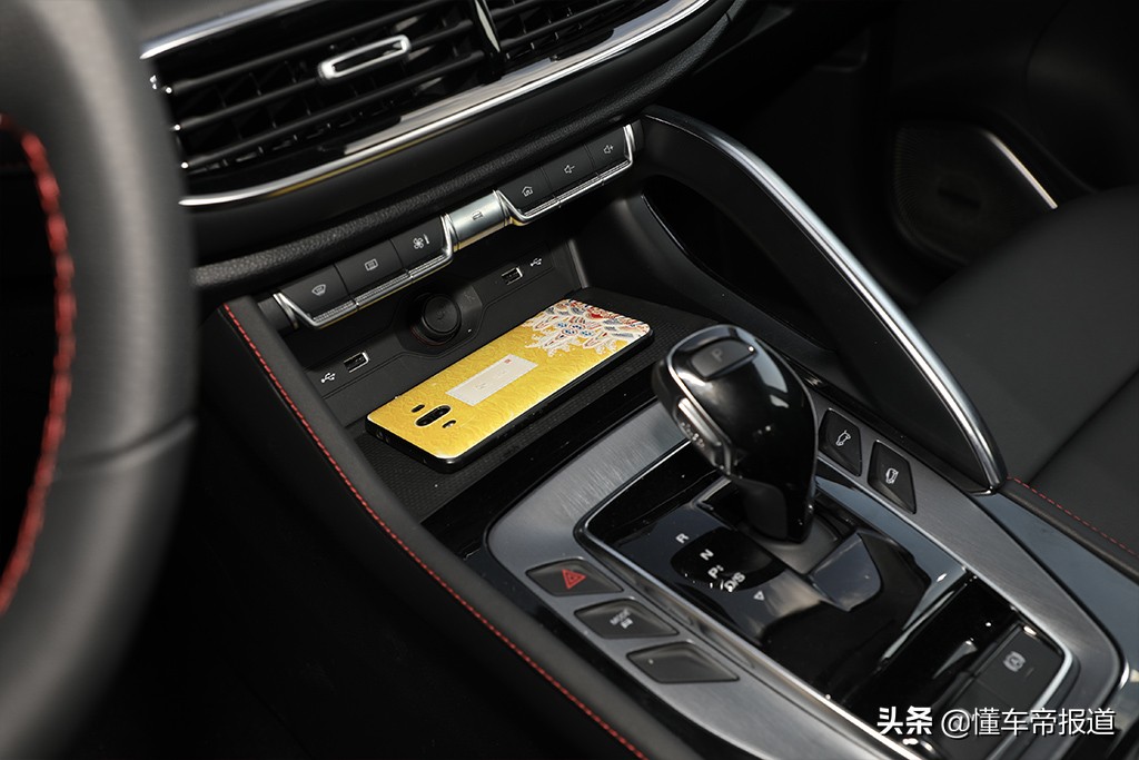 上汽名爵mg领航suv自动挡价格多少,运动轿车与家用轿车乘坐体验