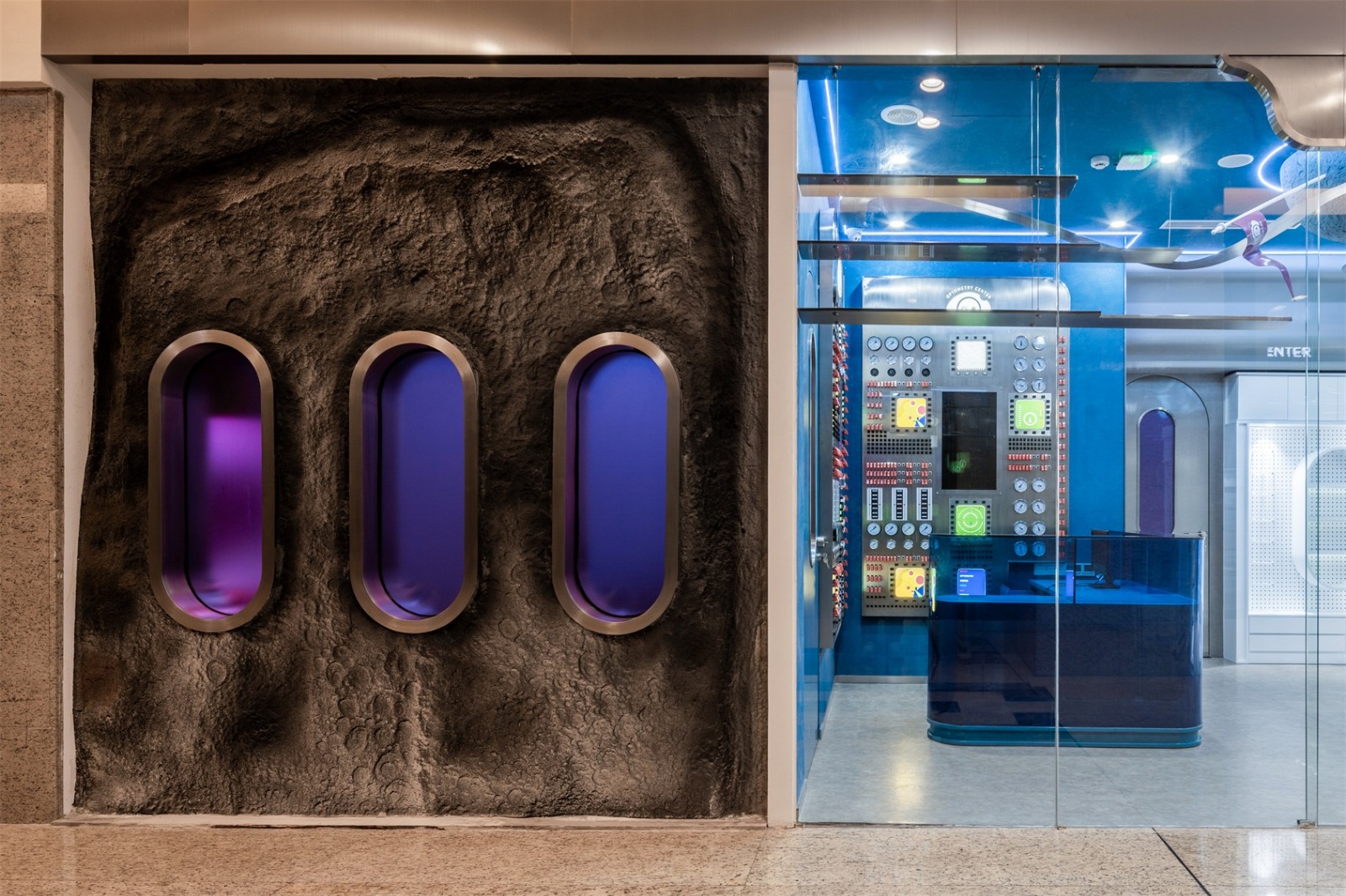 鍞効璇虹溂瑙嗗厜,鍞効璇虹溂瑙嗗厜闄嗗鍢翠腑蹇冨簵