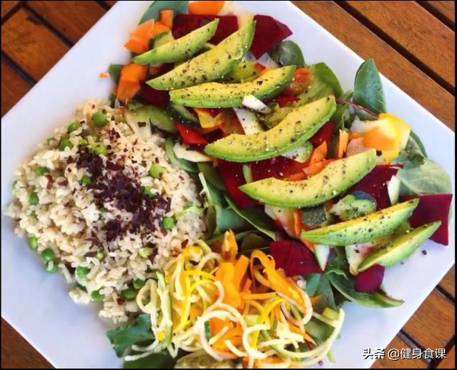 徒手健身的十大秘诀,徒手健身正常饮食可以练出来吗