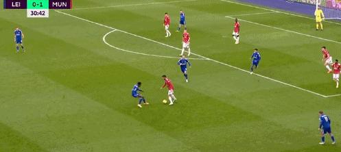 曼联VS狼队“红魔”主场难深让狼队做客露獠牙