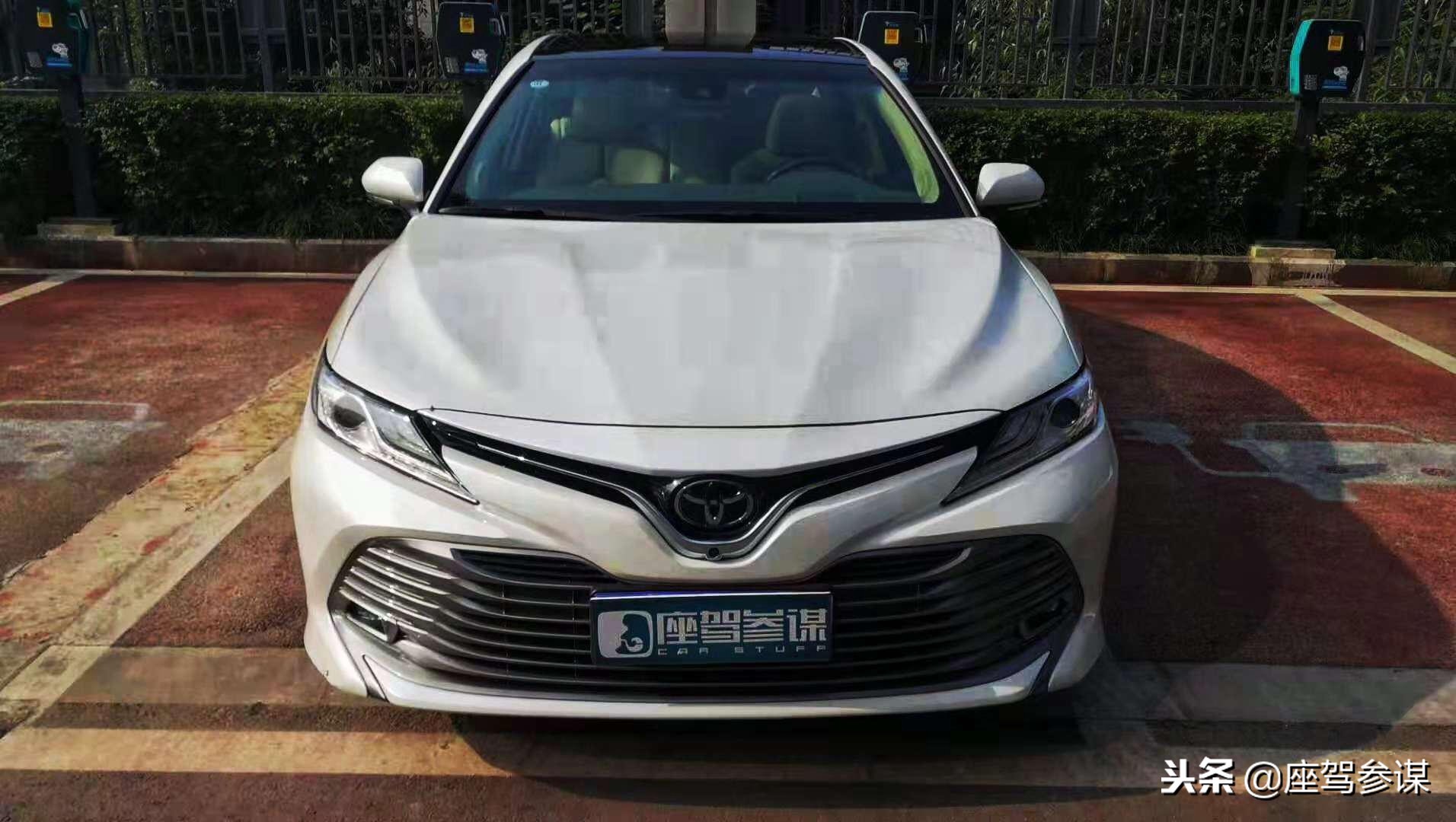 丰田凯美瑞2.5l豪华版测评,丰田凯美瑞2024款2.0精英版试驾