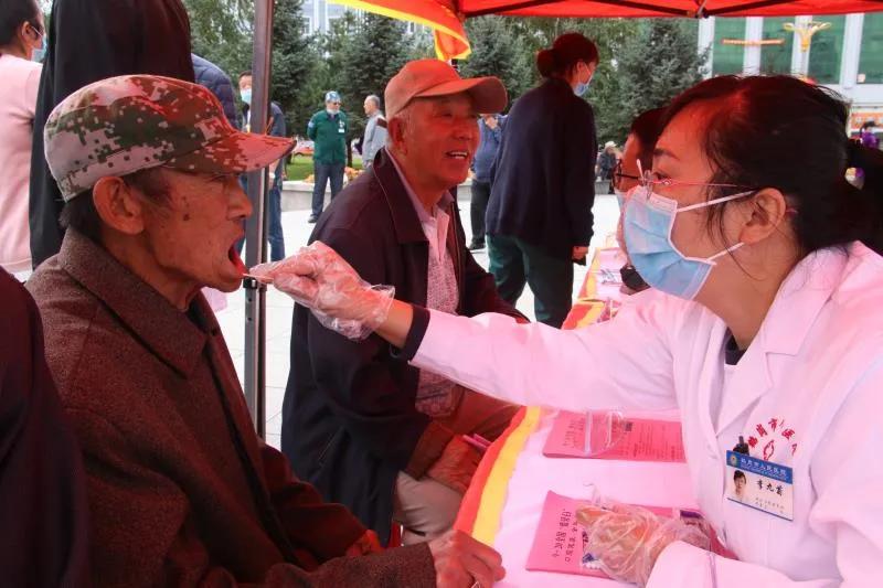 人民医院健康扶贫义诊,鹤岗市人民医院健康体检中心