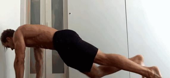 针对小腹的训练，4个动作紧致小肚子，让你下腹肌肉更加清晰