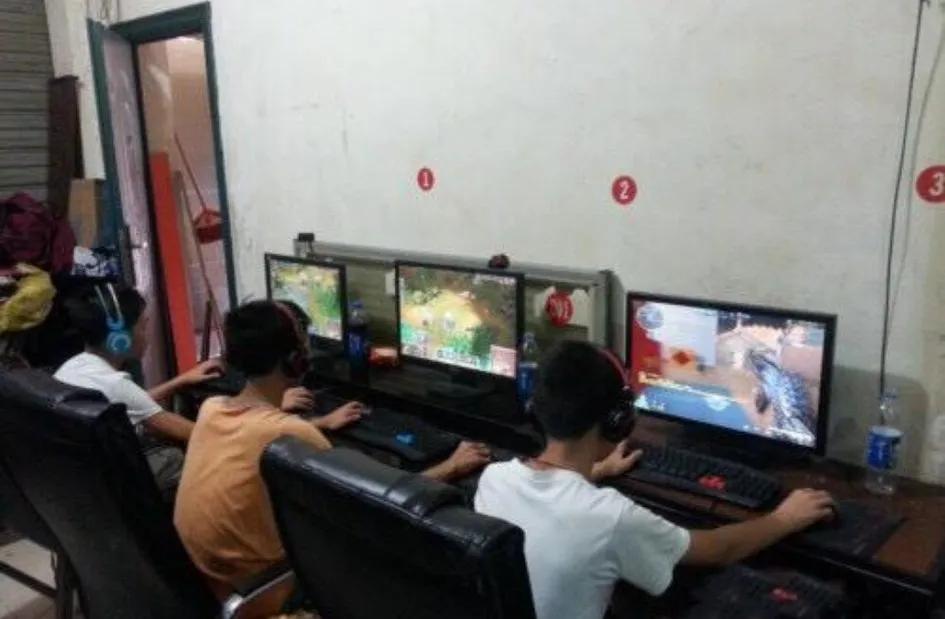 网吧还有钱没用完网吧倒闭了咋办,为什么很多网吧都倒闭了