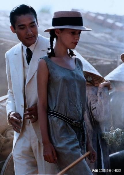 杜拉斯的情人中有关爱情的片段,杜拉斯连衣裙