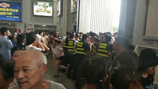 被抢爆的Costco，揭示中国经济的几个真相