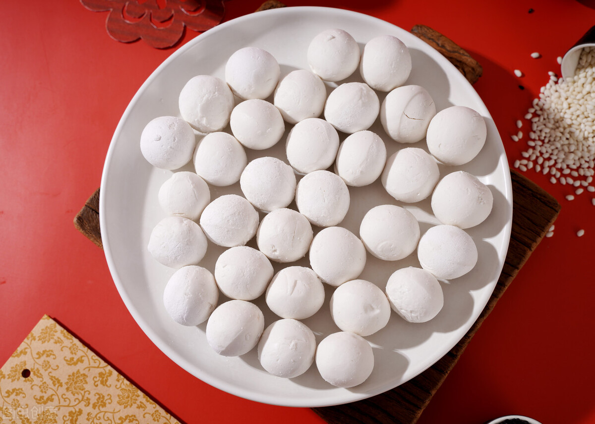 糯米粉做珍珠用开水还是温水,糯米粉可以代替珍珠吗