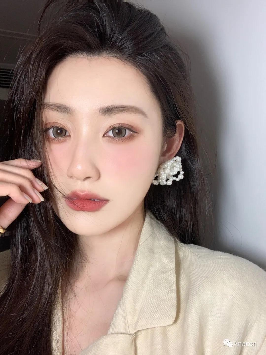 年抛美瞳大直径推荐店铺,moonenleen美瞳银霜灰