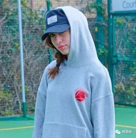 如何根据脸型选最适合自己的帽子,不同头型脸型适合什么样的帽子