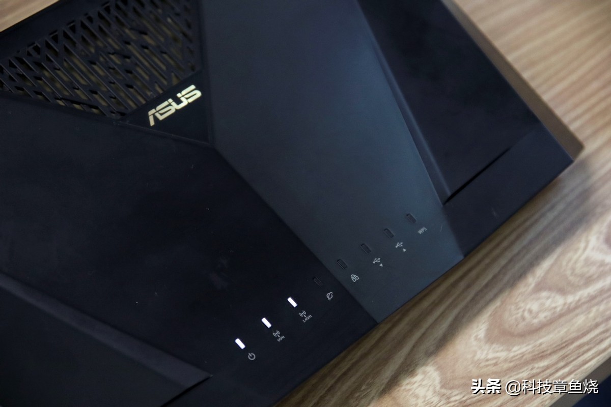 华硕rtax88u路由器黑科技,支持wifi6的路由器华硕