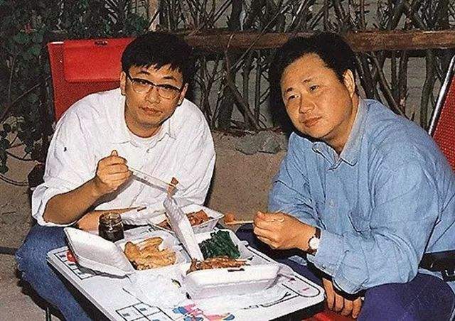 王家卫vs贾樟柯,贾樟柯对比王家卫