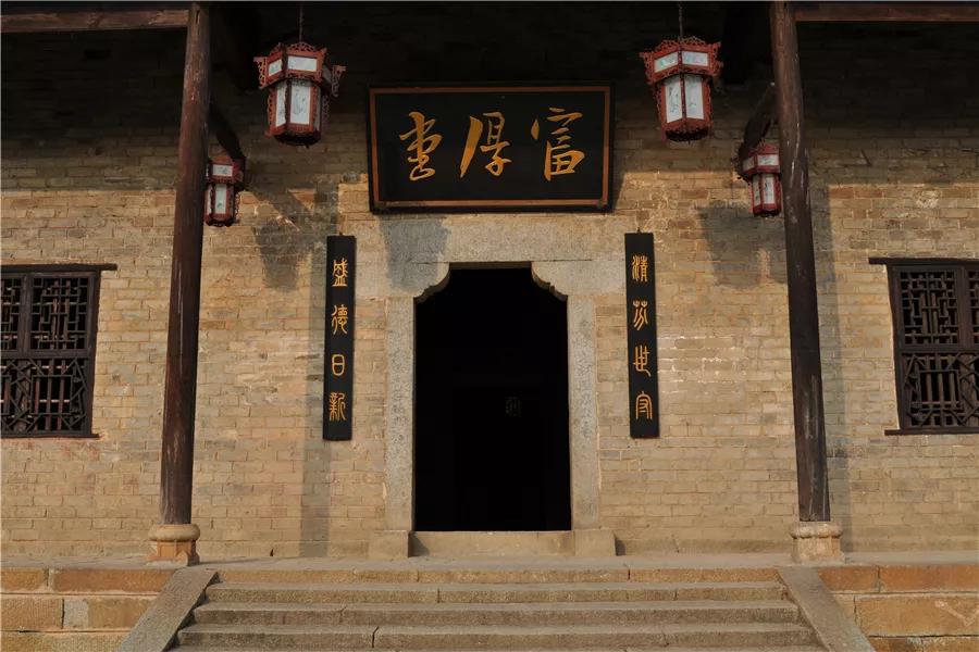 曾国藩有哪些成就或伟绩,曾国藩成事需要大格局