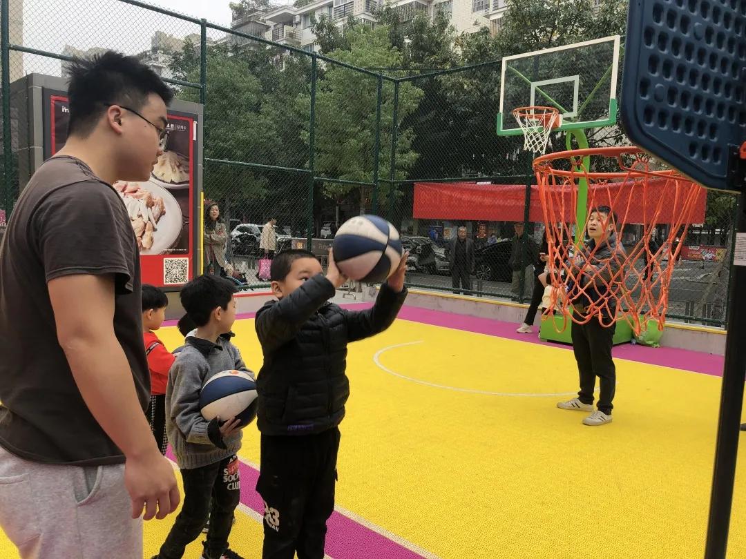 绡悆棣嗗紑涓氬厓鏃︾鐞冮個璇疯禌,鍏ㄥ憟浣撹偛涓績