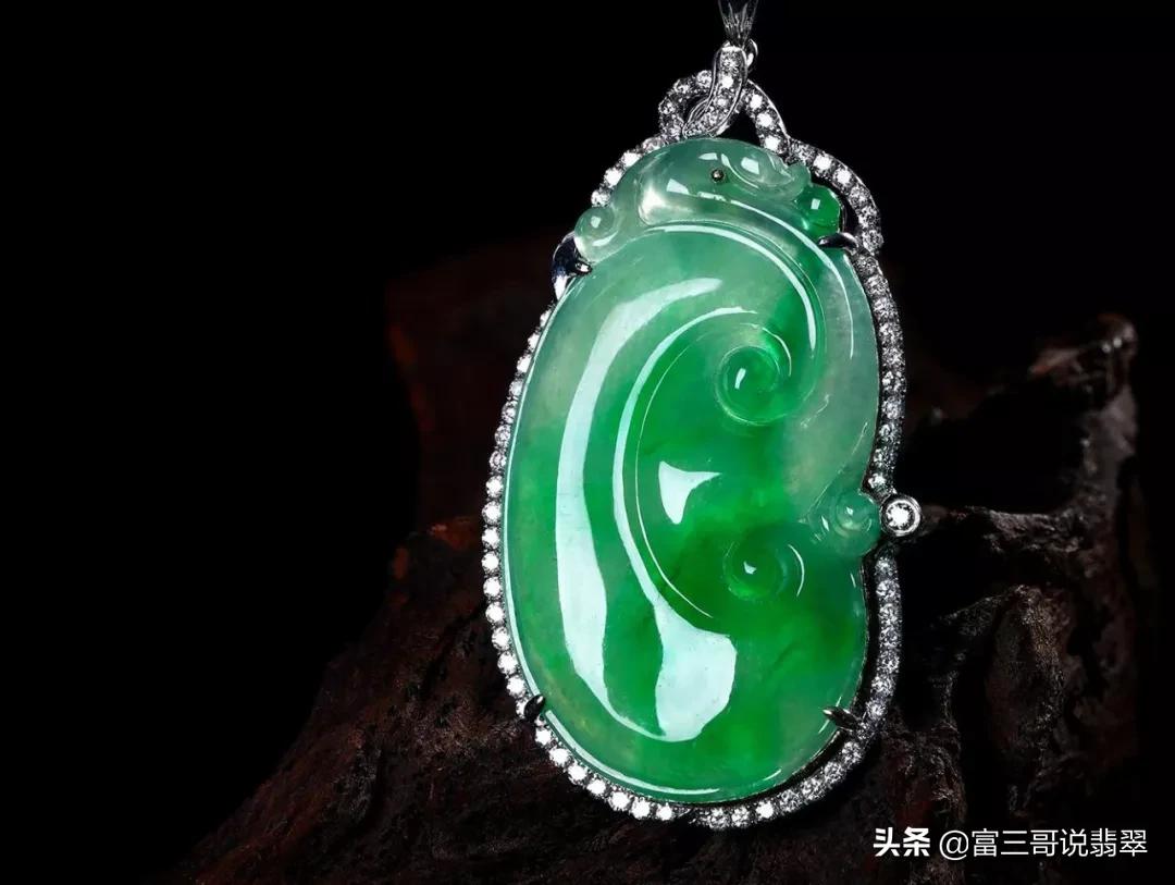 缅甸翡翠30元一斤,缅甸翡翠3.0单珠