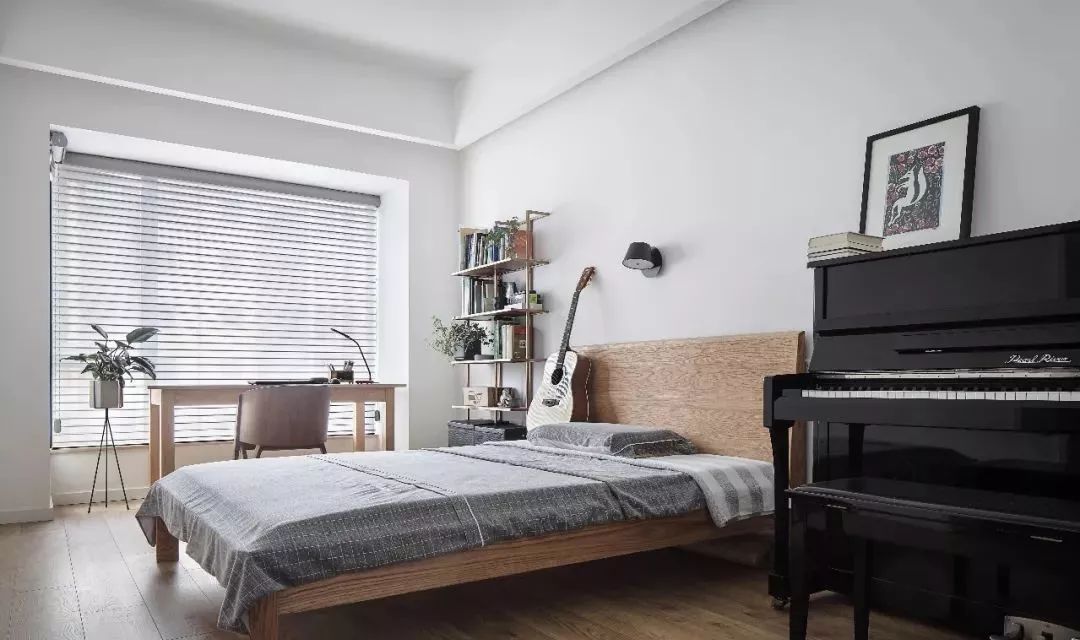 卧室带阳台就这样设计实用美观,卧室带阳台怎么设计最实用