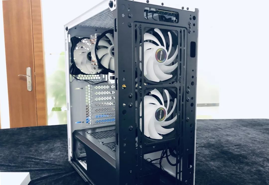 机箱风扇怎么装才能找到最佳效果,机箱风扇要怎么装才正确