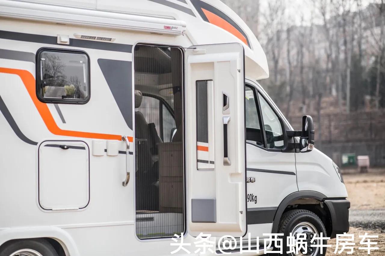 颜值空间动力兼得的全尺寸suv,颜值与功能并存