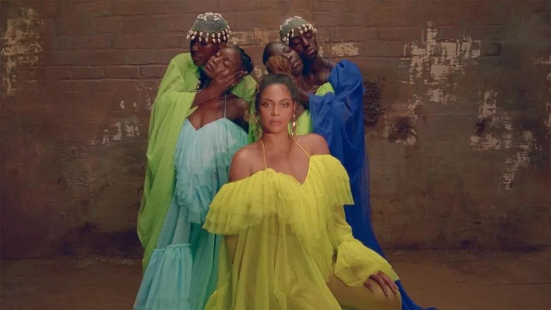 包下所有的豪车劳斯莱斯,包下整个奢侈品