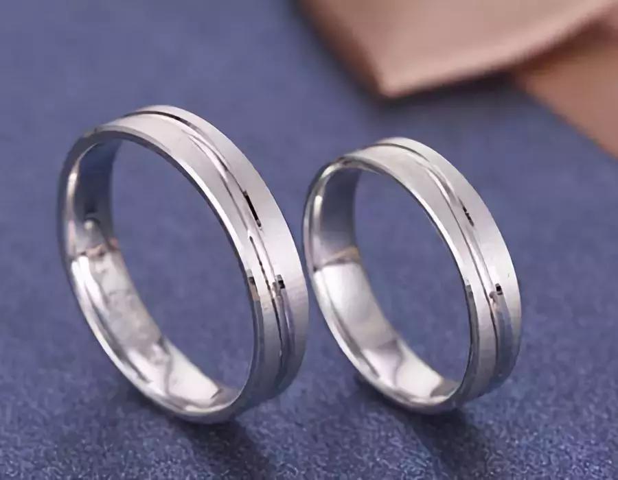 铂金和k金镶嵌钻石哪个好,k金与铂金哪个适合镶嵌