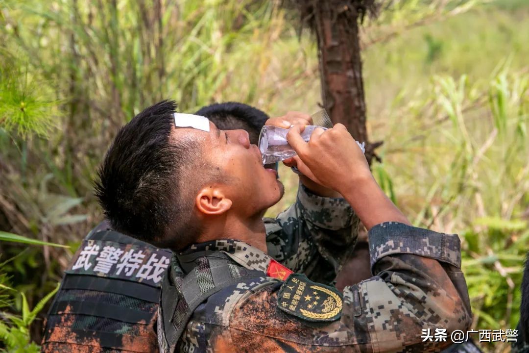 当兵当久了性格变化,儿子当兵后的变化