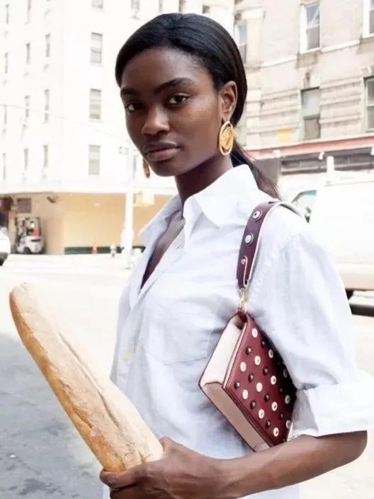 韩系小众腋下包,腋下包轻奢小众lisa