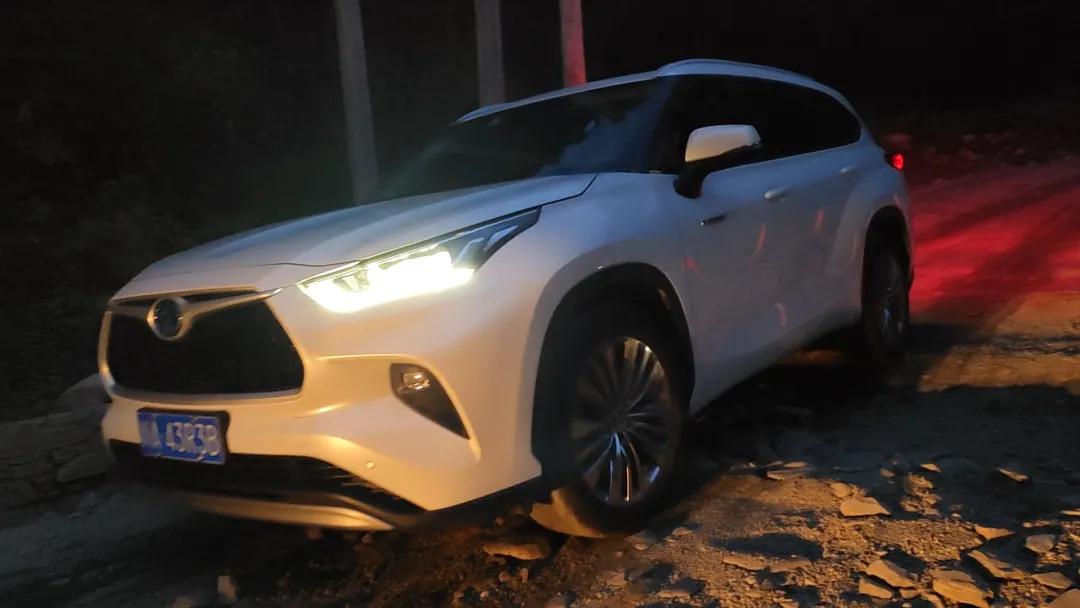 第四代汉兰达满载,四代汉兰达次顶配试驾视频