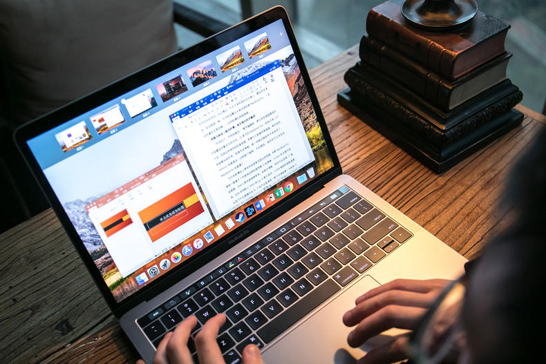 surfacepro和笔记本对比评测,macbookairm2和surfacepro9对比