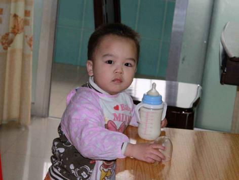 1岁半宝宝每天吃几餐科学,一岁半的宝宝早上吃什么最合适