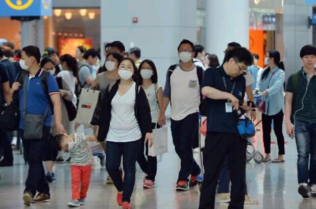 我们一起远离疫情谣言,疫情需要做的就是不轻易相信谣言