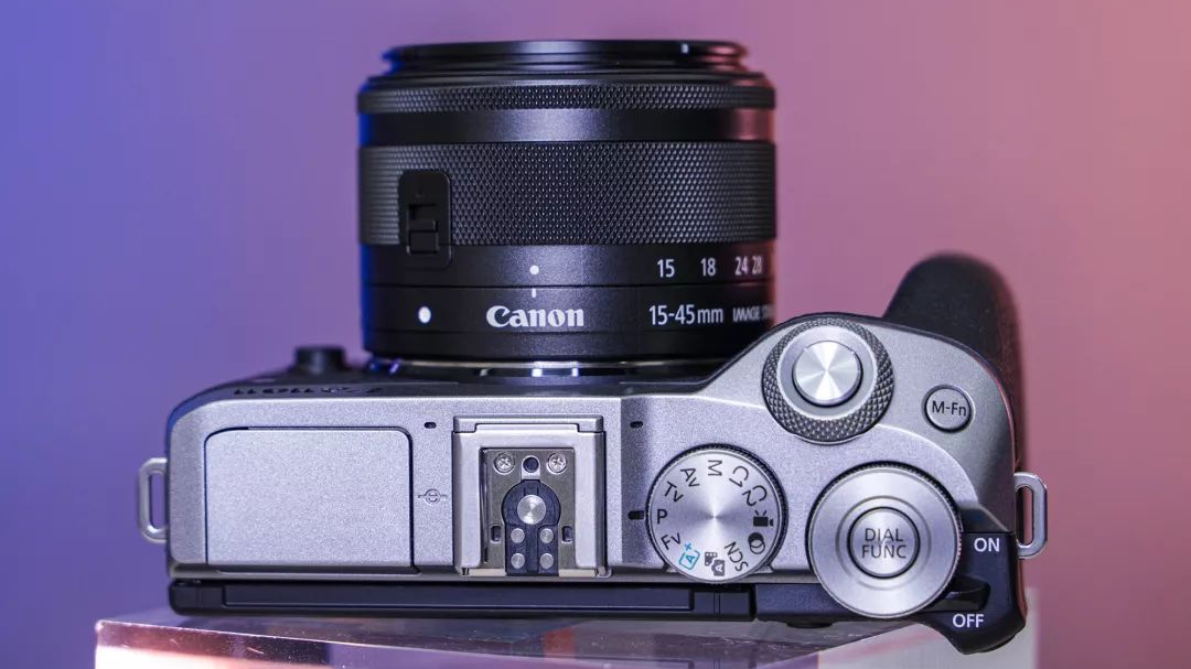 目前哪一款微单值得入手,2024一万以内最建议买的微单