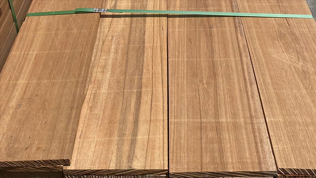 菠萝格是什么木材是红木吗,菠萝格是什么木