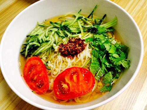 韩国冷面美食视频大全,朝鲜特色冷面做法视频