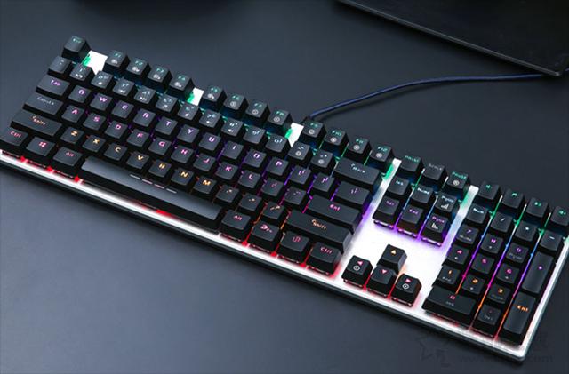 十大公认手感最好的机械键盘排名,手感好的平价机械键盘推荐