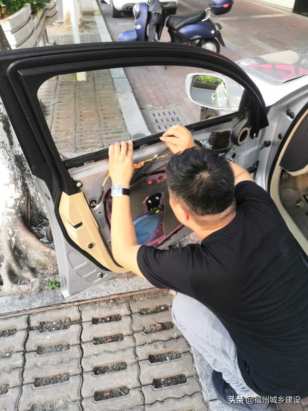 雷克萨斯rx马克莱文森音响效果,雷克萨斯GS300马克莱文森喇叭维修