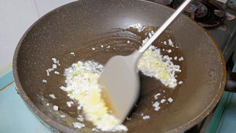 油焖大虾最正宗的做法最简单,油焖大虾正确做法调料