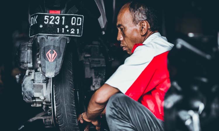 下属不服从管理怎么去沟通,下属不服从管理一招解决