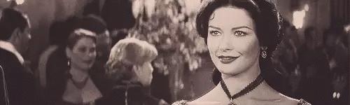 她被迫签下悔婚协议书,她迫于压力结婚当天签下离婚协议