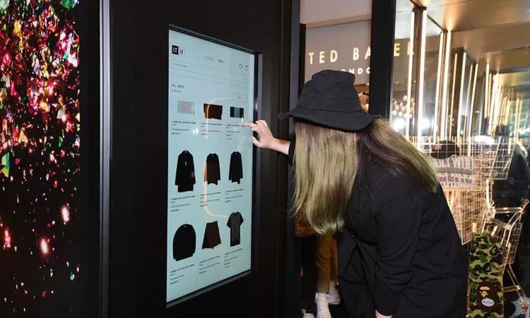 只花一块钱就能买到皮肤,gucci虚拟时装