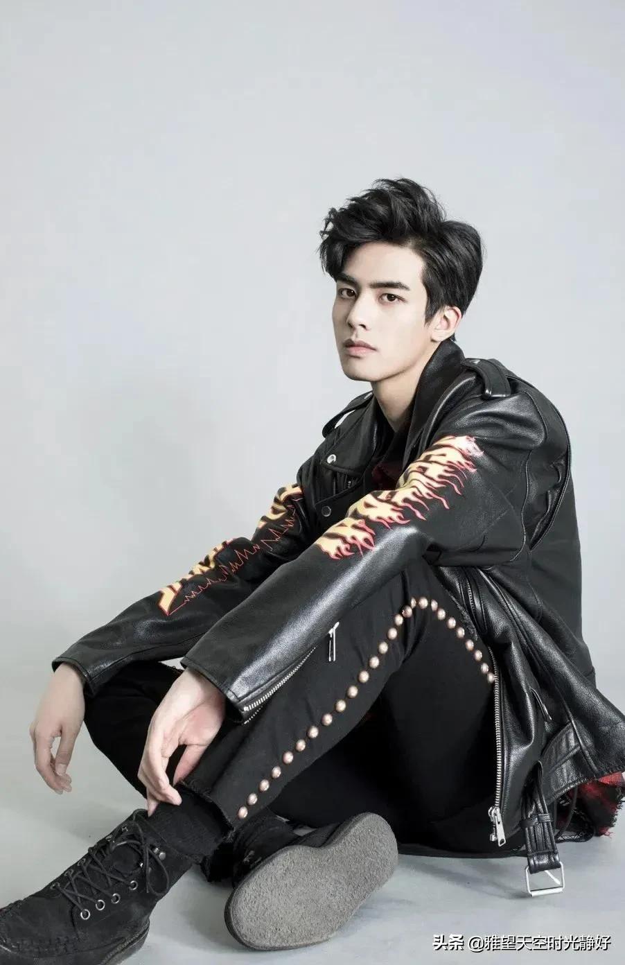 秋冬男星皮衣穿搭,男明星皮衣外套搭配