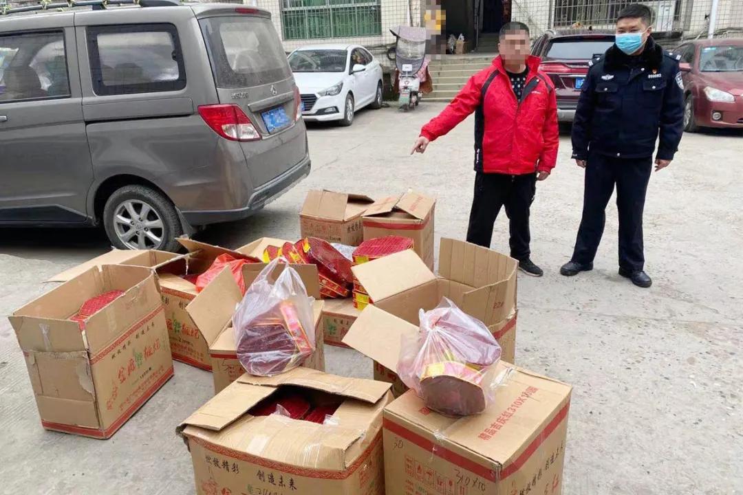 这样做无异于将“*弹炸**”放在身边，危险且违法！