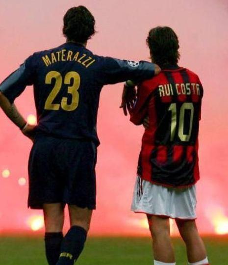 为数不多熬夜看球的理由——米兰德比