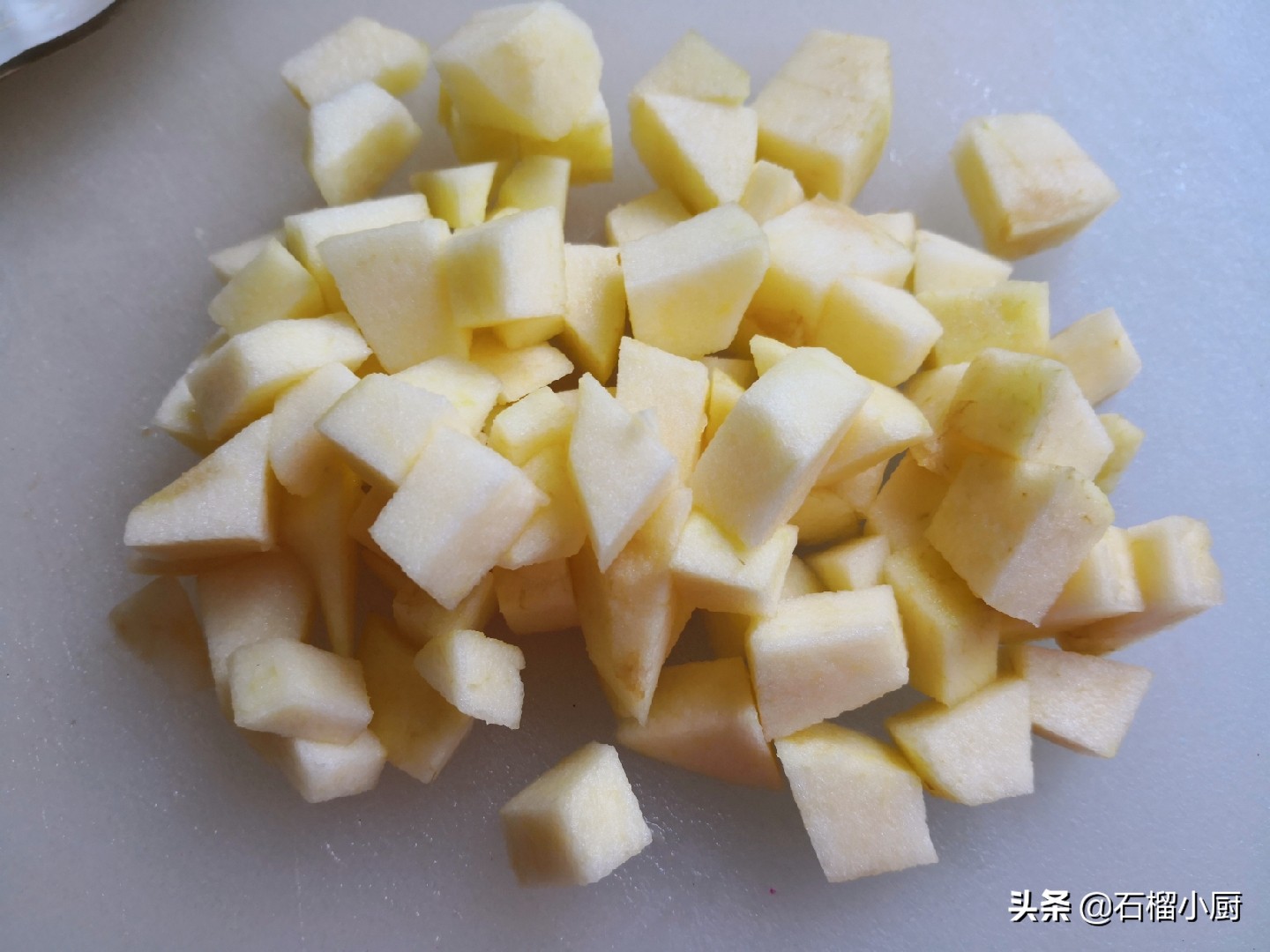 苹果榨汁如何不变黄,苹果汁榨汁要变颜色怎么办