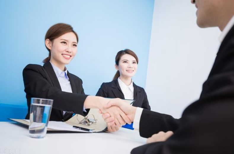 *草烟**行业现在还是铁饭碗吗？学什么专业能进入*草烟**行业？