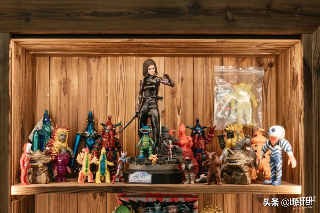 逛完玩具店,逛了一圈儿童玩具市场