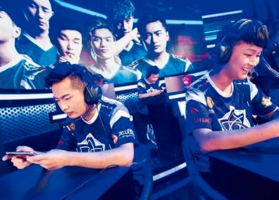 一字马出考场女孩竟是世界亚军!两个实例告诉你不用喝毒鸡汤